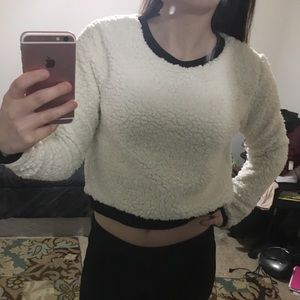 *LIKE NEW* AEROPOSTALE Brand Cropped Sweater! Sz S